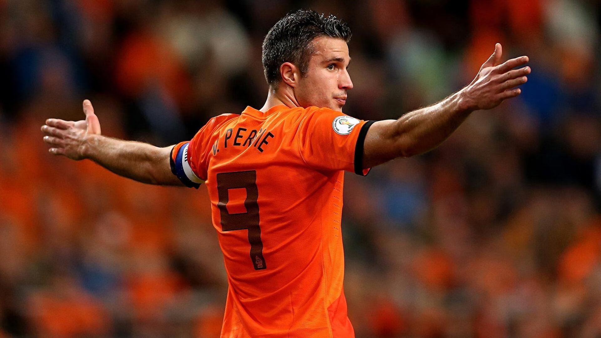 哈兰德的进球节奏对赛季目标达成起到决定性推动,哈兰德进球动作